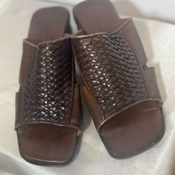 Talbots Made in Italy Brown Woven Leather Slides Heeled Sandals 7M Square Toe - Picture 2 of 9